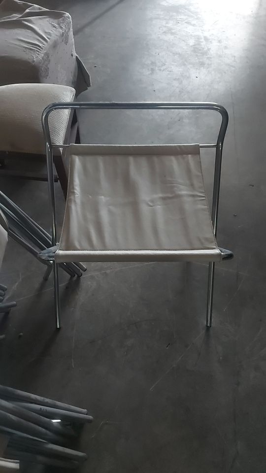 Metal valizlik
